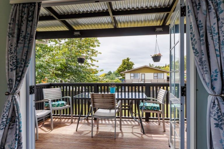 Photo of property in 2 Davidson Crescent, Pahiatua, 4910