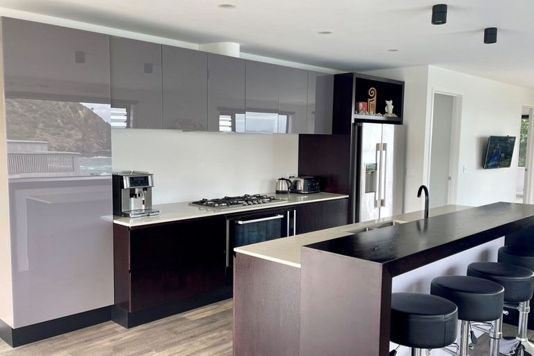 Photo of property in 58 Du Fresne Place, Russell, 0202