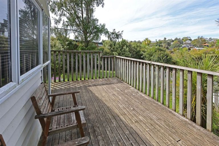 Photo of property in 40 Glamorgan Drive, Torbay, Auckland, 0630