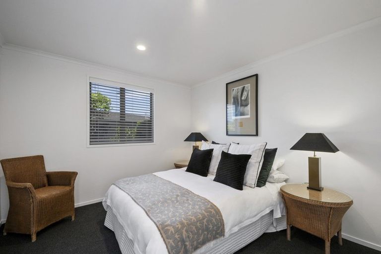 Photo of property in 26 Montgomery Crescent, Kinloch, Taupo, 3377