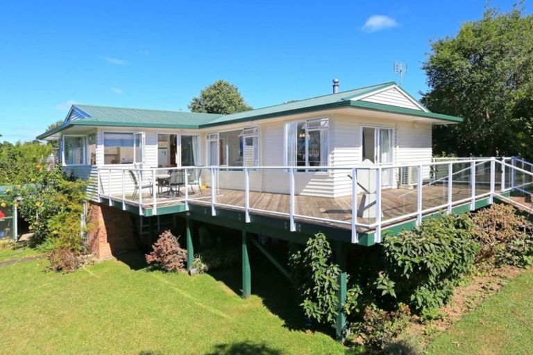 Photo of property in 41b Jaemont Avenue, Te Atatu South, Auckland, 0610