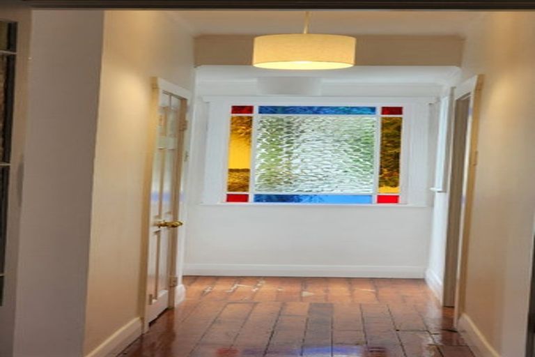 Photo of property in 10a Arawa Street, New Lynn, Auckland, 0600