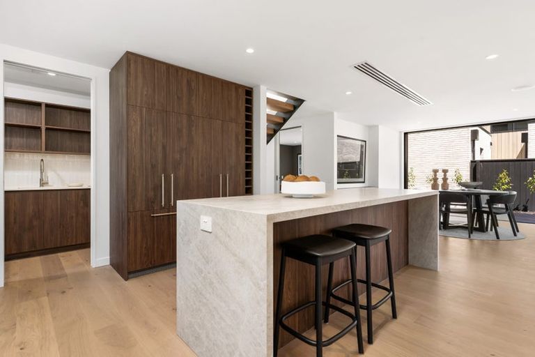 Photo of property in 1c Taunton Green, Papanui, Christchurch, 8052