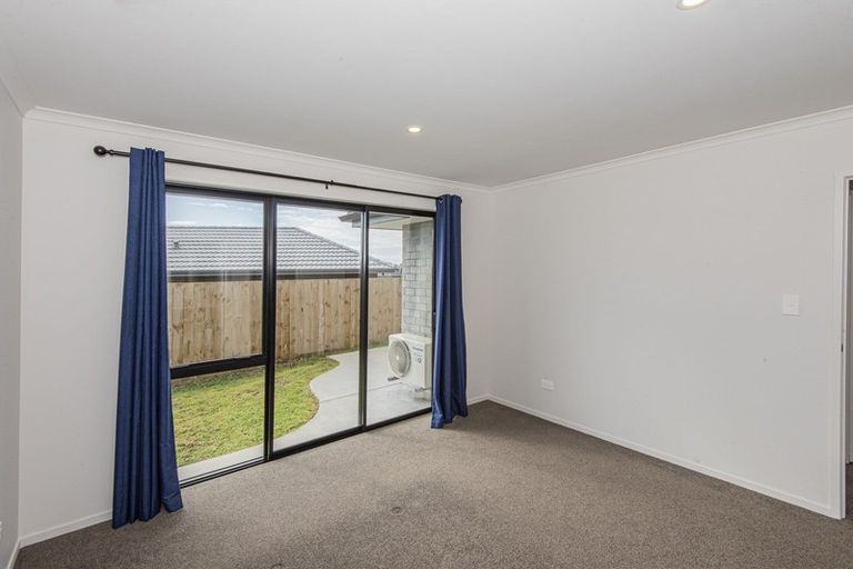 Photo of property in 15 Ohau Crescent, Tikipunga, Whangarei, 0112