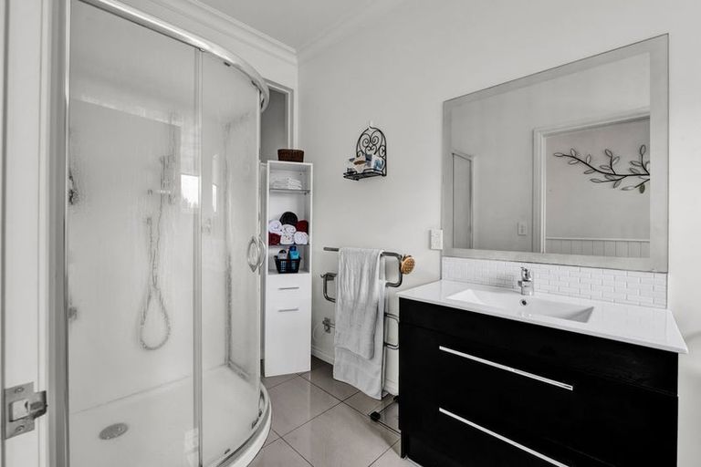 Photo of property in 401 Waihi Road, Normanby, Hawera, 4614