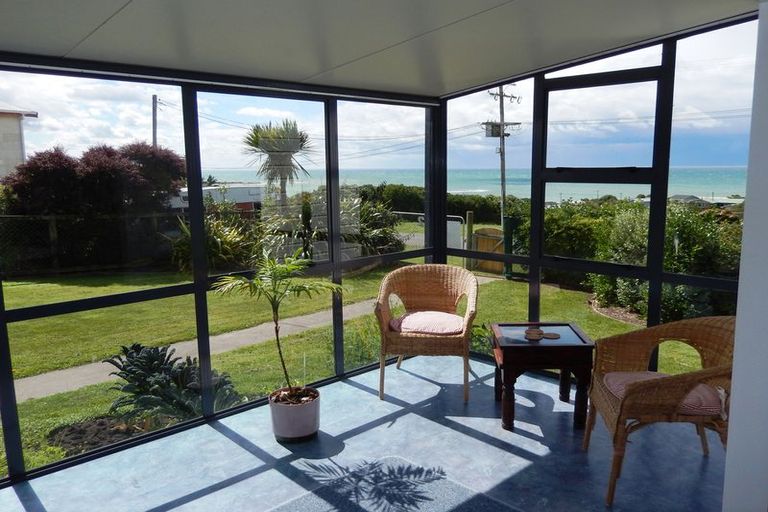 Photo of property in 22 Chambers Street, Kakanui, Oamaru, 9495