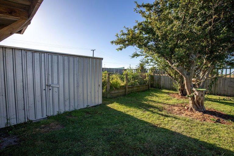 Photo of property in 687 State Highway 25, Waitakaruru, Ngatea, 3576
