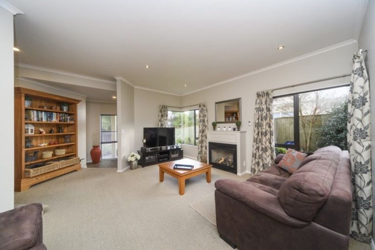Photo of property in 6 Astrid Court, Awapuni, Palmerston North, 4412