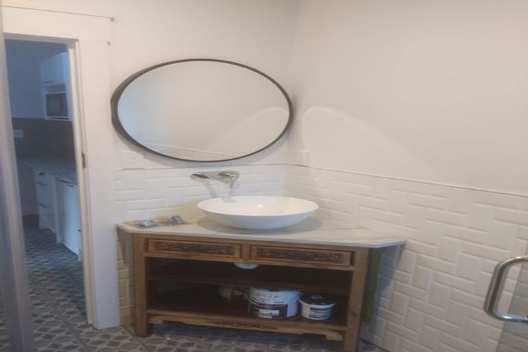 Photo of property in 131f Rosier Road, Glen Eden, Auckland, 0602