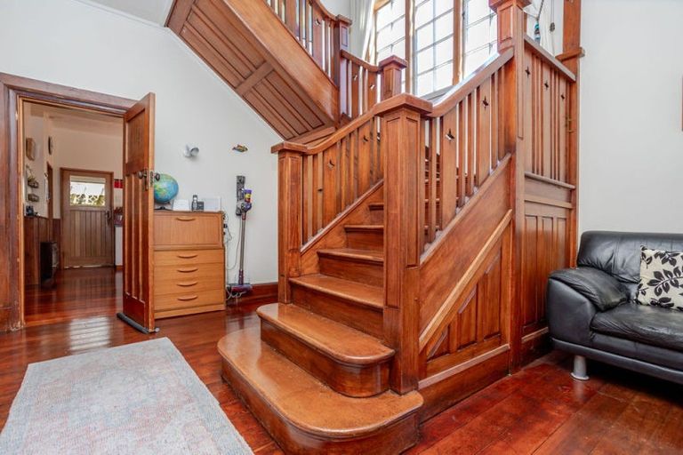 Photo of property in 5 Victoria Avenue, Dannevirke, 4930