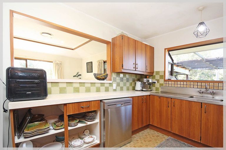 Photo of property in 66 Palmer Road, Foxton Beach, Foxton, 4891