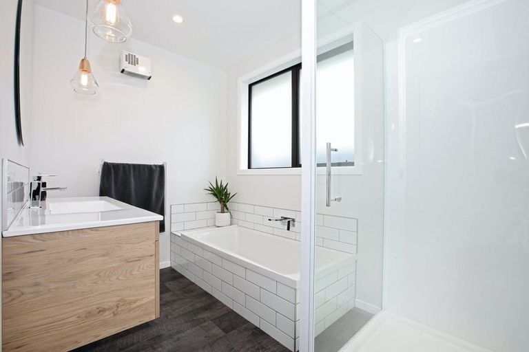 Photo of property in 37a Holloway Street, Waikiwi, Invercargill, 9810