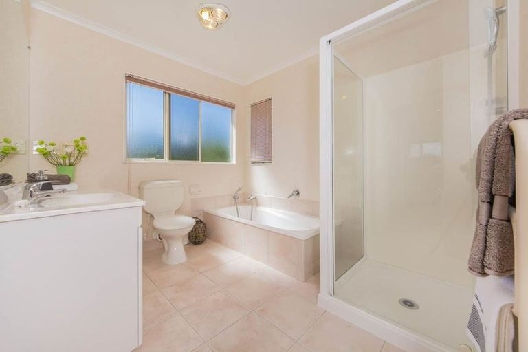 Photo of property in 54b Santa Ana Drive, Dannemora, Auckland, 2016