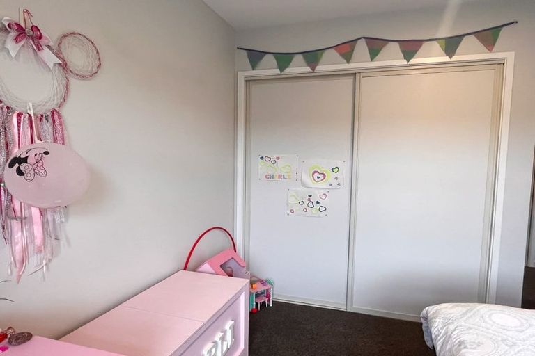 Photo of property in 64 Bradwell Crescent, Halswell, Christchurch, 8025