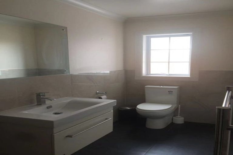 Photo of property in 42 Mauldeth Terrace, Churton Park, Wellington, 6037