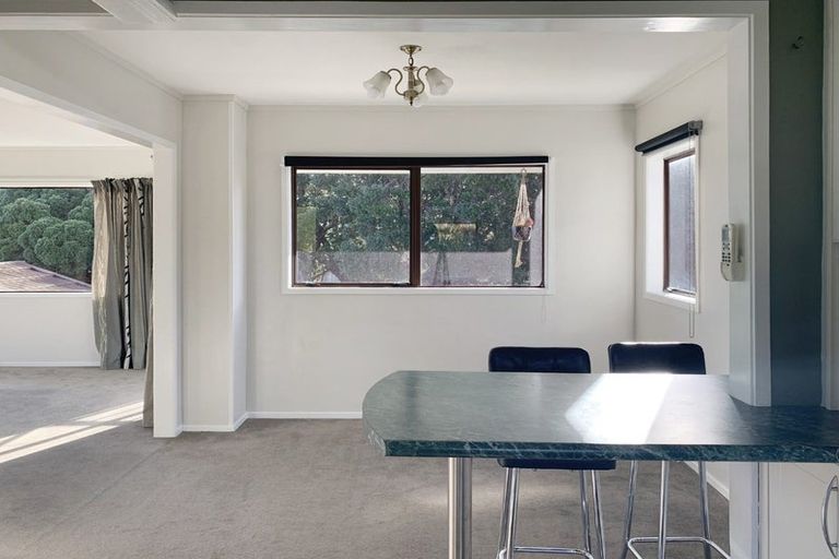 Photo of property in 65 Esplanade, Kaiti, Gisborne, 4010