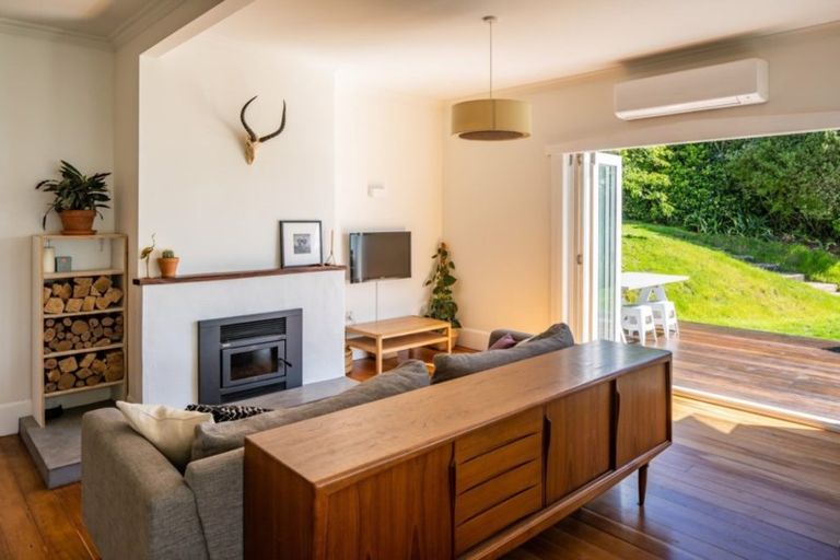 Photo of property in 164 Paremata Road, Paremata, Porirua, 5024