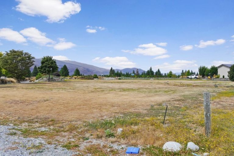 Photo of property in 9 The Drive, Twizel, 7999