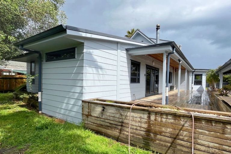 Photo of property in 30 Queen Street, Riverhead, 0820