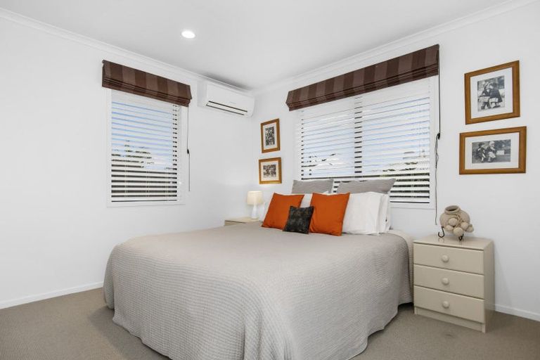 Photo of property in 36 Inverness Drive, Pyes Pa, Tauranga, 3112