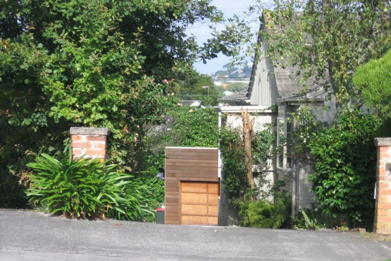 Photo of property in 10a Temple Street, Meadowbank, Auckland, 1072