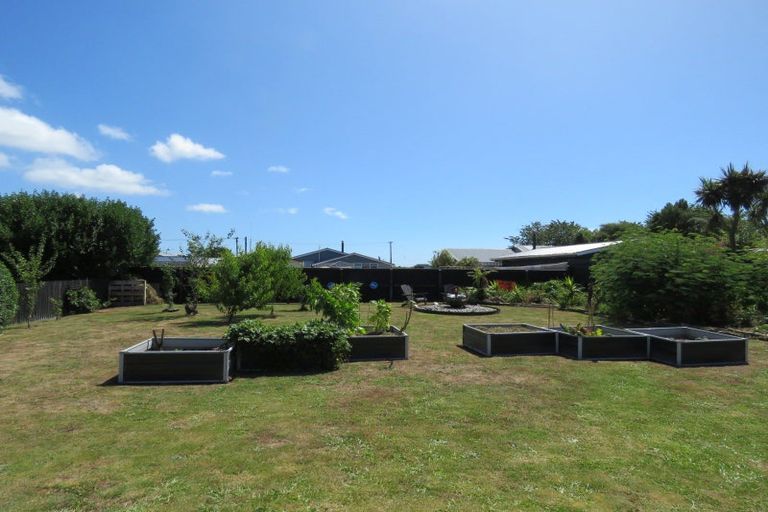 Photo of property in 8 Romilly Street, Westport, 7825