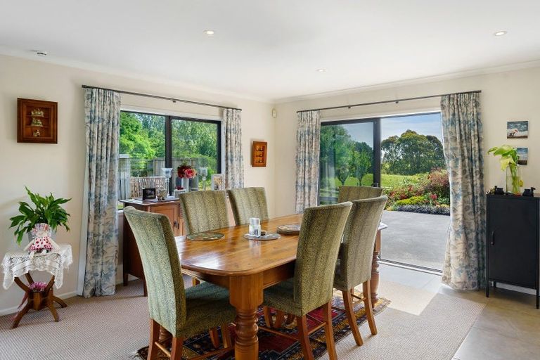 Photo of property in 205 Taylors Road, Otaki, 5583