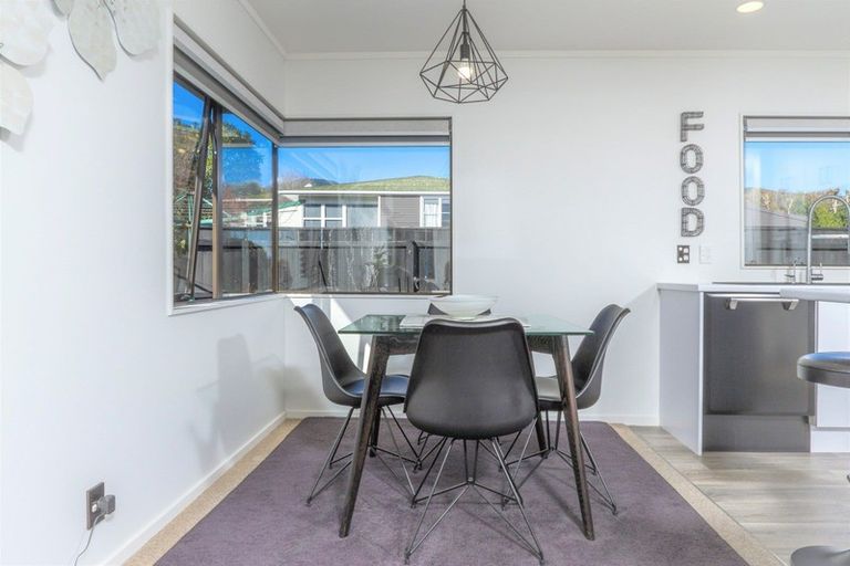 Photo of property in 11d Lemari Avenue, Stoke, Nelson, 7011