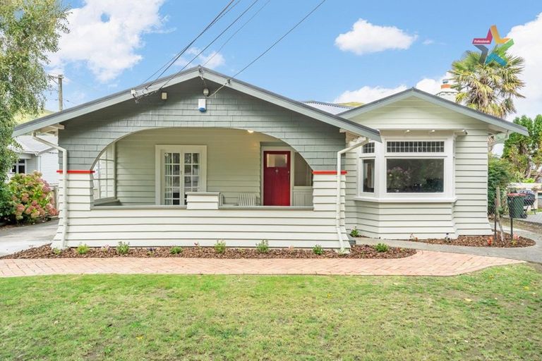 Photo of property in 122 Waiwhetu Road, Waterloo, Lower Hutt, 5011