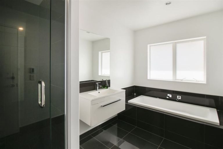 Photo of property in 8 Bofors Close, Wigram, Christchurch, 8042