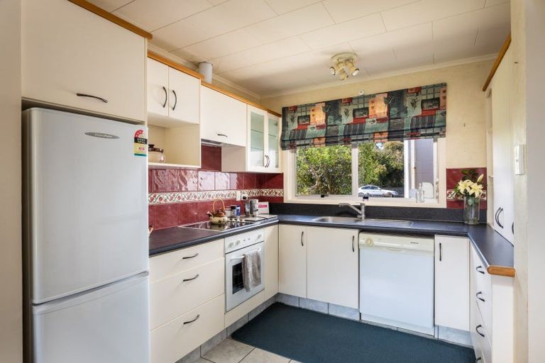 Photo of property in 22a Barrett Street, Westown, New Plymouth, 4310