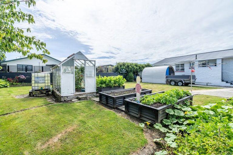 Photo of property in 63 Edinburgh Crescent, Waikiwi, Invercargill, 9810