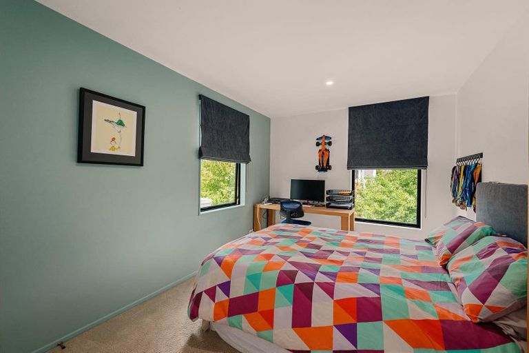 Photo of property in 19 Liquidambar Drive, Hobsonville, Auckland, 0616