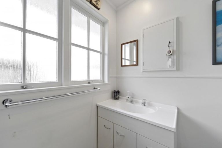 Photo of property in 71a Casey Avenue, Fairfield, Hamilton, 3214