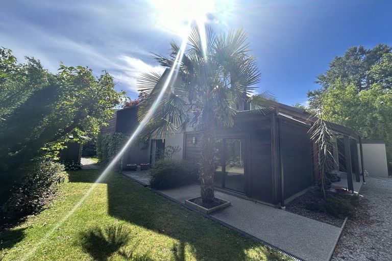 Photo of property in 47 Adamson Drive, Arrowtown, 9302