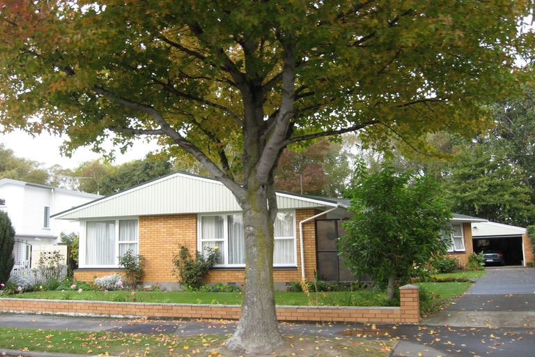 Photo of property in 39 Parkstone Avenue, Ilam, Christchurch, 8041