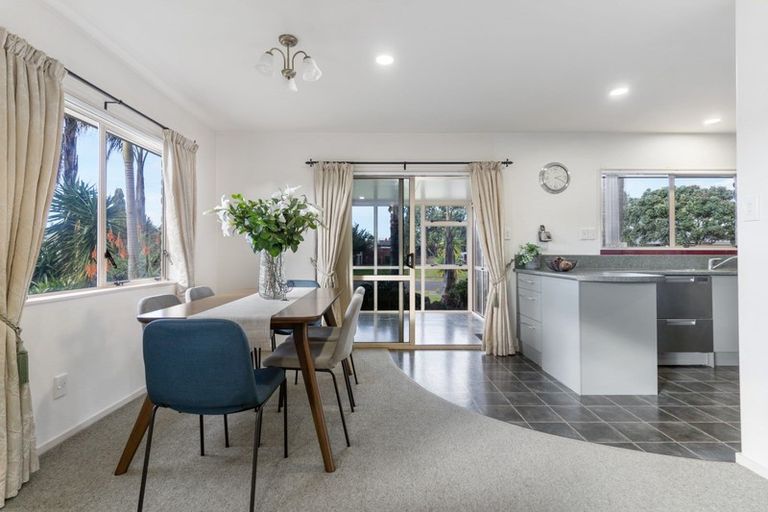 Photo of property in 12 Romana Crescent, Papamoa Beach, Papamoa, 3118