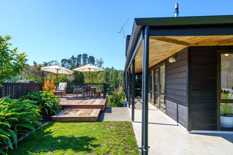 Photo of property in 28 Tokomaru Drive, Havelock North, 4130