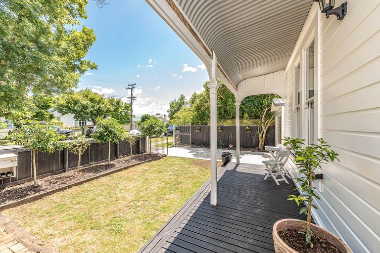 Photo of property in 24 Brassey Road, Saint Johns Hill, Whanganui, 4500