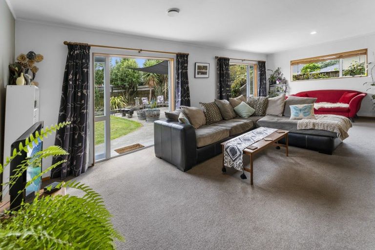 Photo of property in 16 Malthouse Crescent, Brightwater, 7022