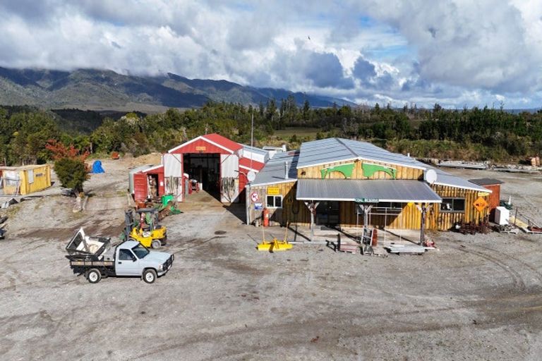 Photo of property in 9190 State Highway 6, Westport, 7892