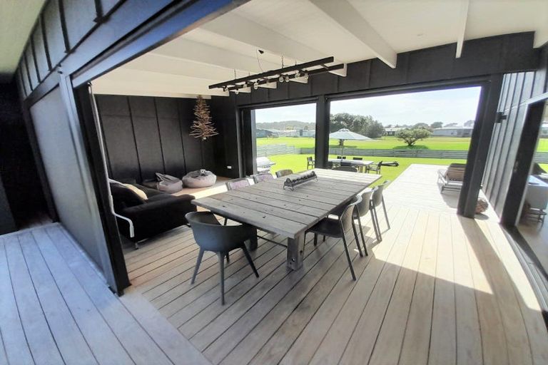 Photo of property in 143 Ngaio Drive, Matarangi, Whitianga, 3592