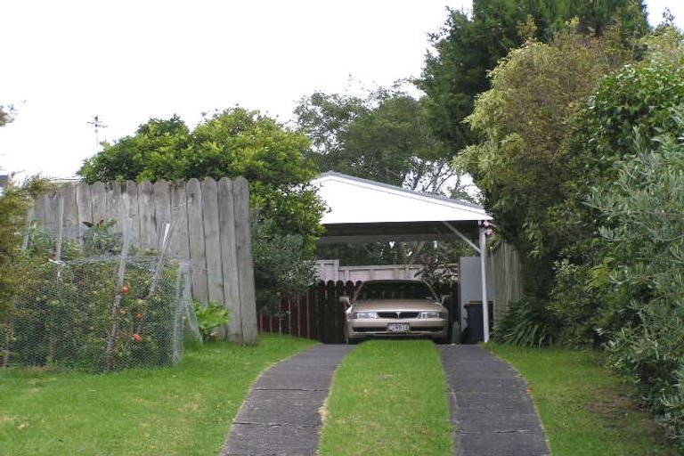 Photo of property in 14 Spencer Terrace, Hauraki, Auckland, 0622