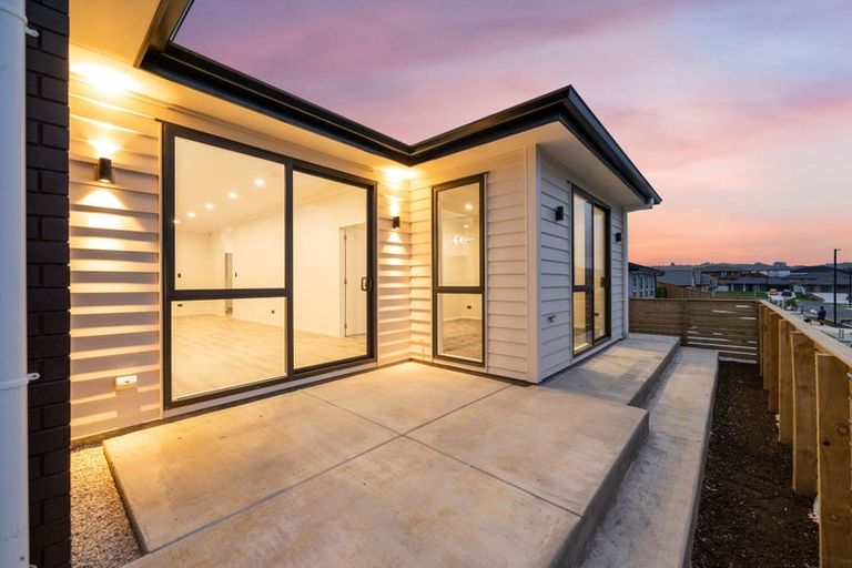 Photo of property in 5 Viv Green Place, Pokeno, 2402