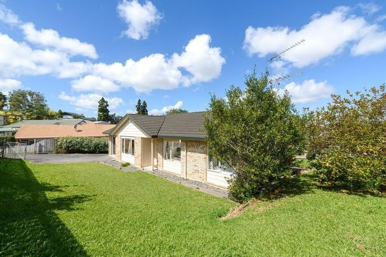 Photo of property in 49 Patts Avenue, Glendene, Auckland, 0602