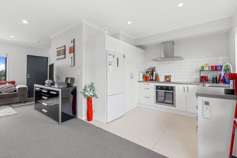 Photo of property in 76 Whenuapai Drive, Whenuapai, Auckland, 0618