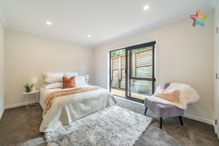 Photo of property in 12 Poto Road, Normandale, Lower Hutt, 5010