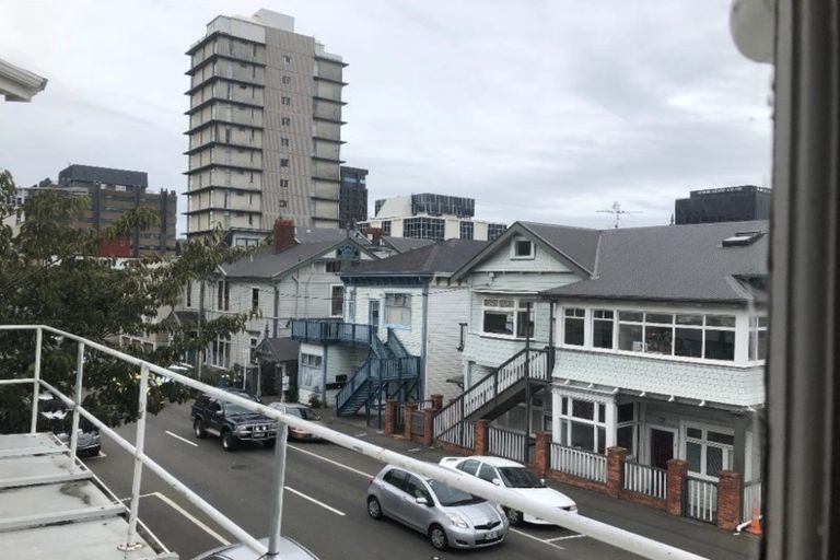 Photo of property in 212 The Terrace, Wellington Central, Wellington, 6011