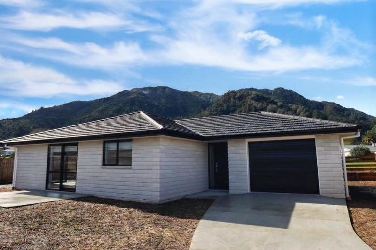 Photo of property in 17 Millar Street, Te Aroha, 3320