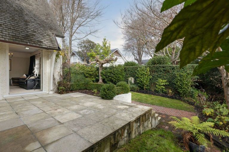 Photo of property in 43 Holmwood Road, Merivale, Christchurch, 8014